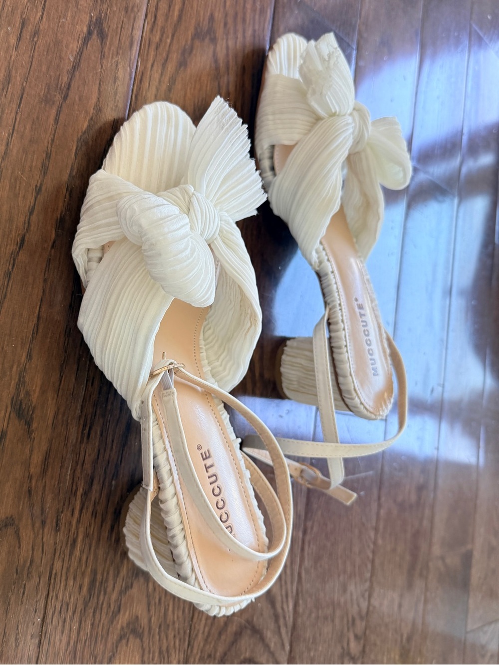 White Pleated Bow Block Heel Sandals – Loeffler Randall Lookalike – Size 9 - Picture 4 of 13